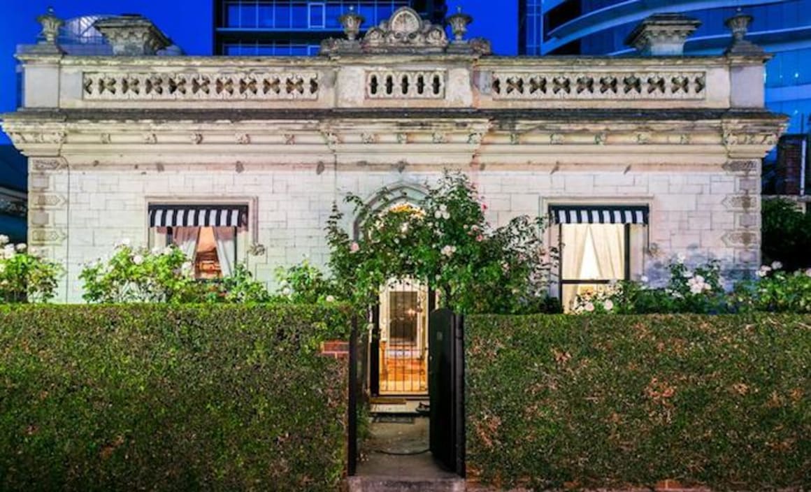 Adelaide trophy house sold for 960,000